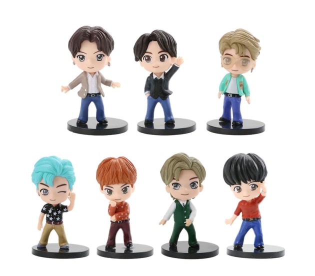 Set of 7 Kpop BTS Tiny Tans Action Figure Set Or Cake Topper Decoration  Merchandise Showpiece for BTS Army to Keep in Office Desk Table Gift Kpop  Lovers Toys D5 Multicolor