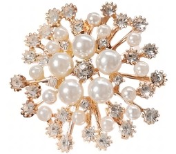 Gold Pearl Crystal Snowflake Flower Design Brooch Pin Badge Fashion Brooches Clothing Saree Scarf Dress Rhinestone Clip Designer Bags Decoration Jewelry Gift for Women Girls