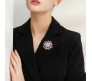 Gold Pearl Crystal Snowflake Flower Design Brooch Pin Badge Fashion Brooches Clothing Saree Scarf Dress Rhinestone Clip Designer Bags Decoration Jewelry Gift for Women Girls