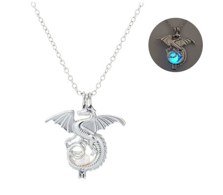 Luminous Glowing Dragon Necklace Vintage Gothic Pendant Necklace Glow in Dark GID Blue Animal Jewelry for Men Women