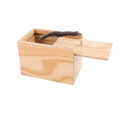 Fake Centipede Wooden Surprise Box Item Prank Toy Wooden Box Opening Centipede Gift Scare Anyone Toy