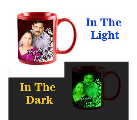 Customized Glow In Dark Red Mug