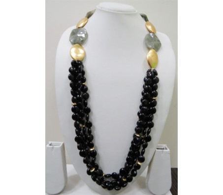 Exquisite Semi Precious Black Onyx Beads 4 Lines With Natural Carved Semi Precious Stones In The Back